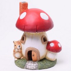   Gombaház mókussal, LED-es kerámia 12x19x15 cm fehér, piros